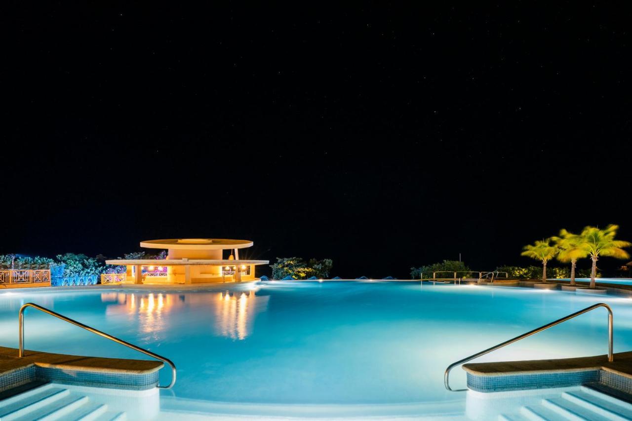 Iberostar Waves Rose Hall Beach Бухта Монтего Экстерьер фото